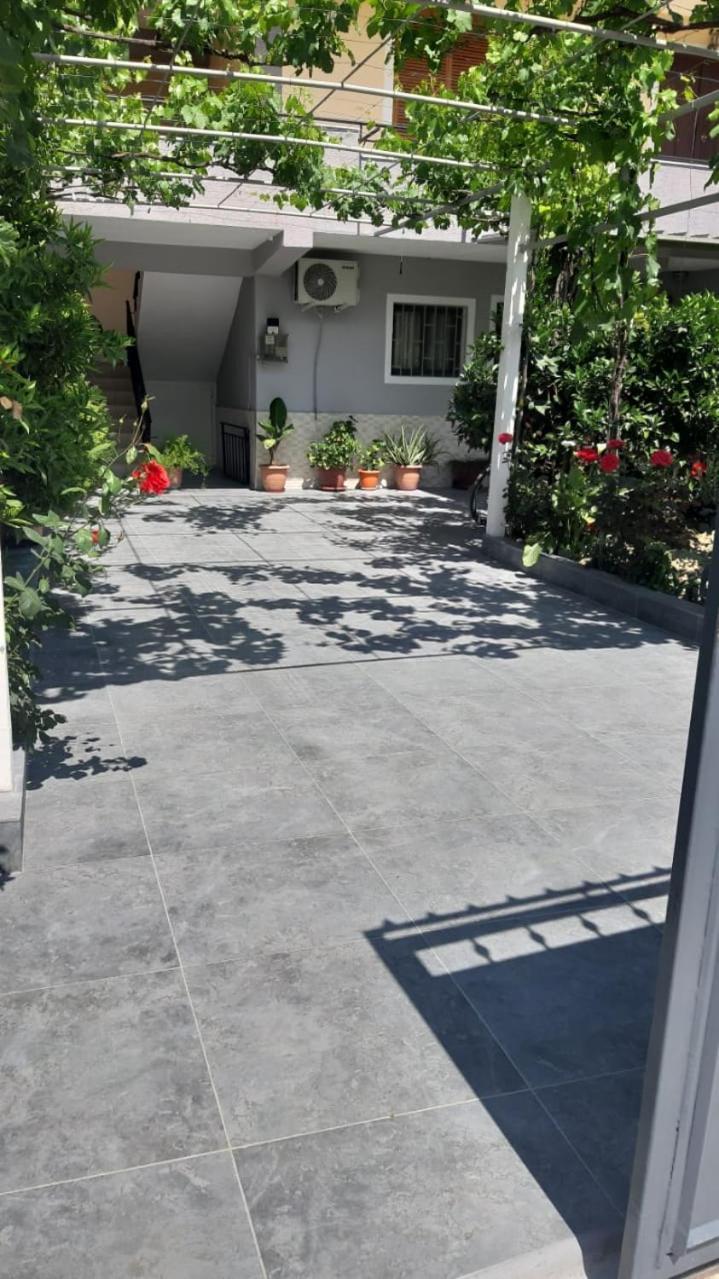 Guest House Emi Berat Exterior photo